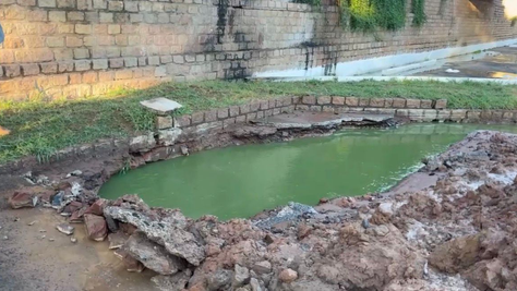 Grande vazamento de água no lago do Parque Ecológico assusta moradores