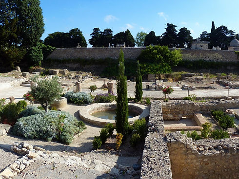 CLOS-DE-LA-LOMBARDE-8.jpg