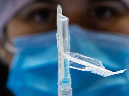 COMISIÓN NACIONAL DE RESPUESTA PANDÉMICA Y COVID-19: AÚN NO HAY ANTECEDENTES PARA RECOMENDAR 5° DOSI