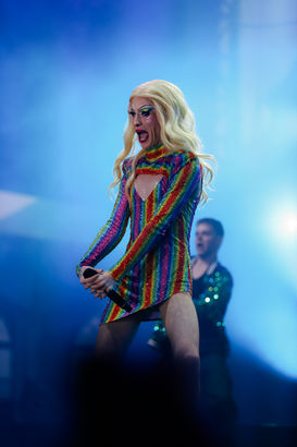 Photographie prise lors du show 100% Drag, organisé par fierté Montréal, 7 aout 2025.