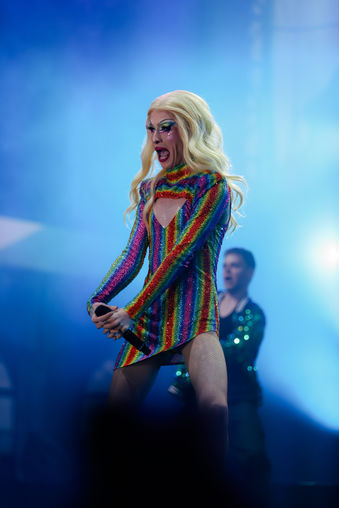 Photographie prise lors du show 100% Drag, organisé par fierté Montréal, 7 aout 2025.
