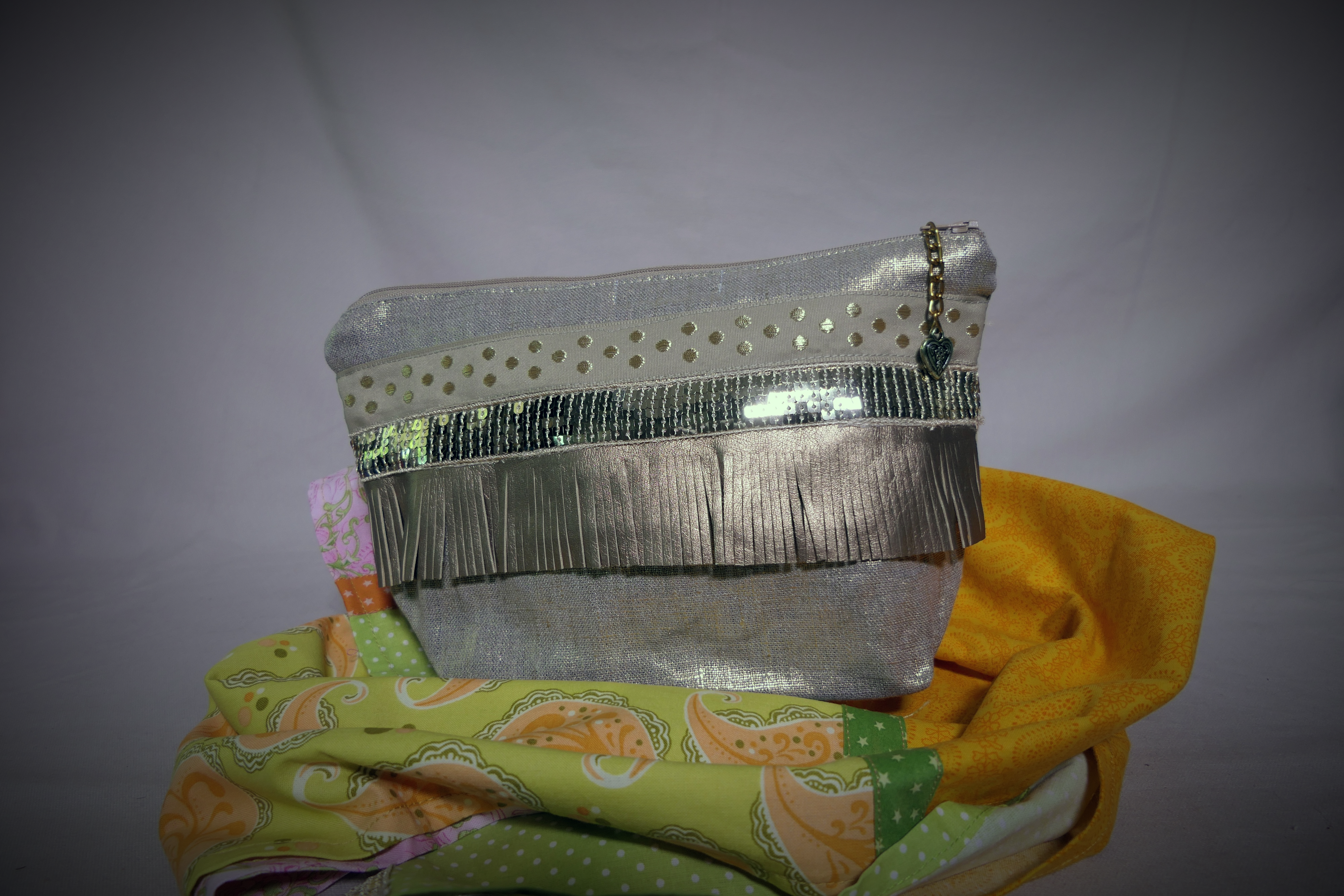 Trousse Indispensable - Modèle OR FRANGES