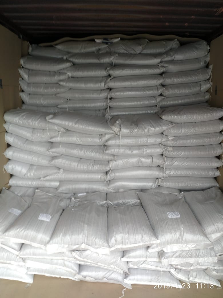 Container stuffing in progress