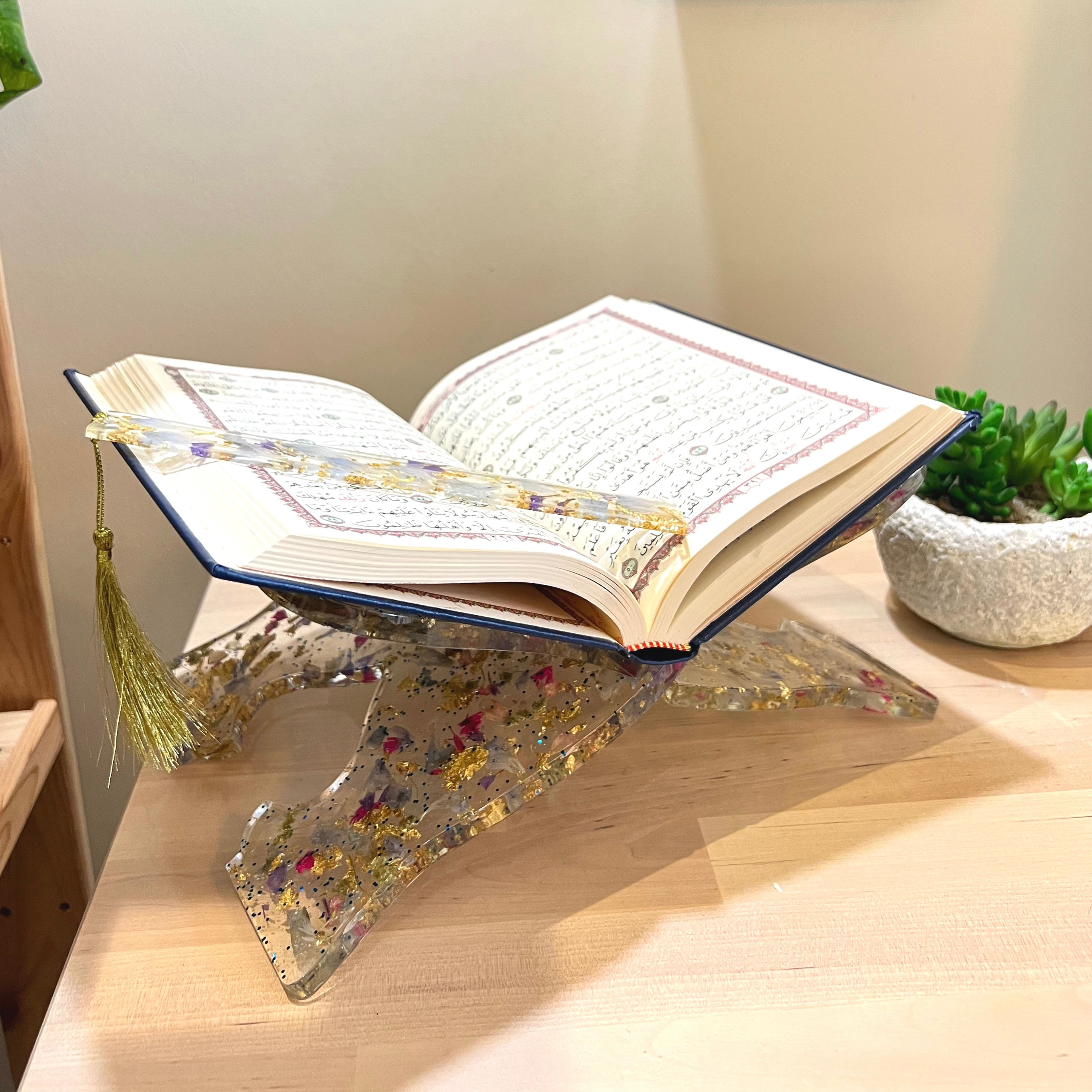 Flower Quran holder