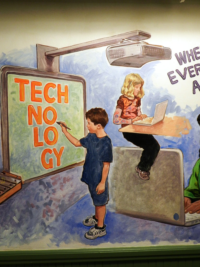 Hallsville, Smart board