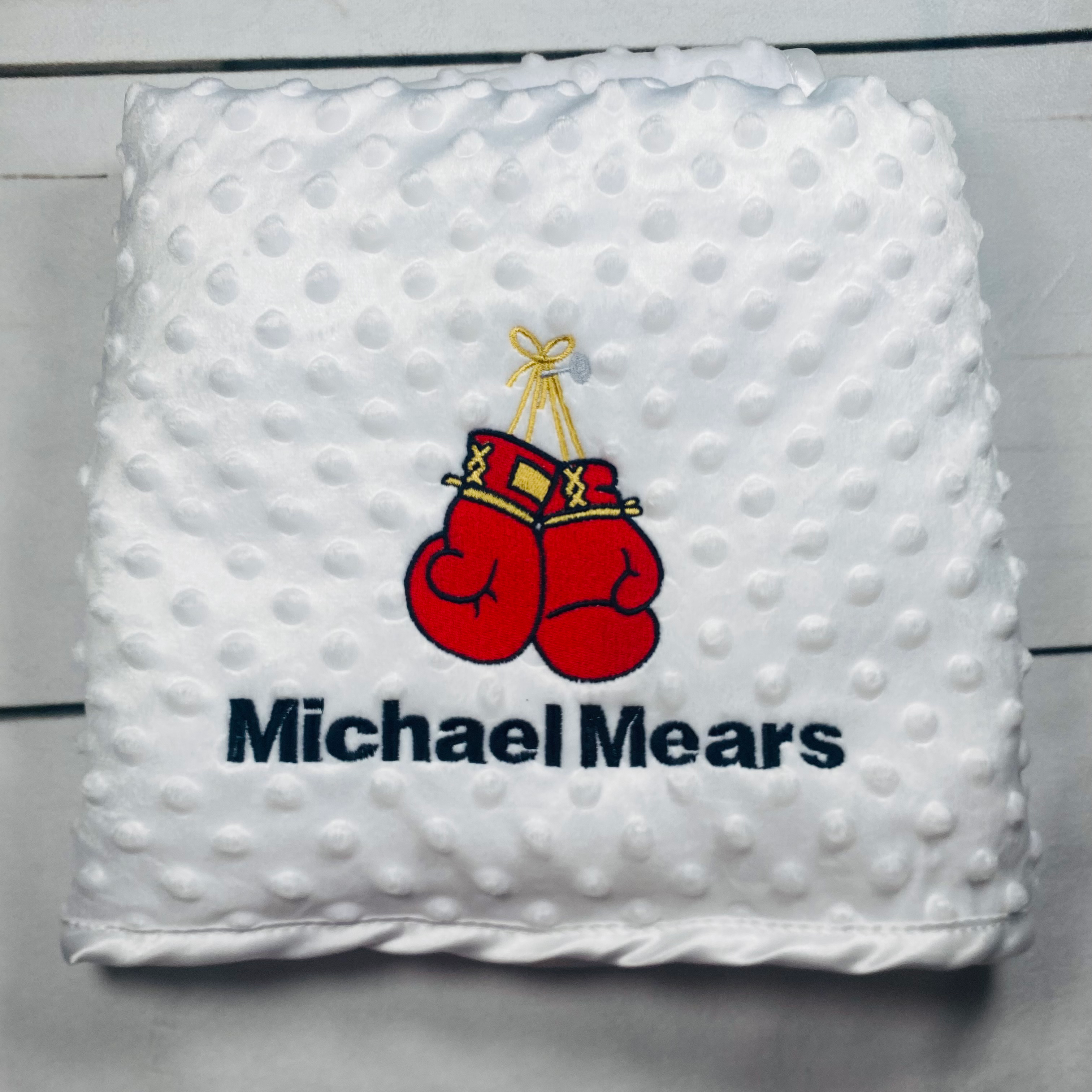 Boxing gloves bubble blanket.