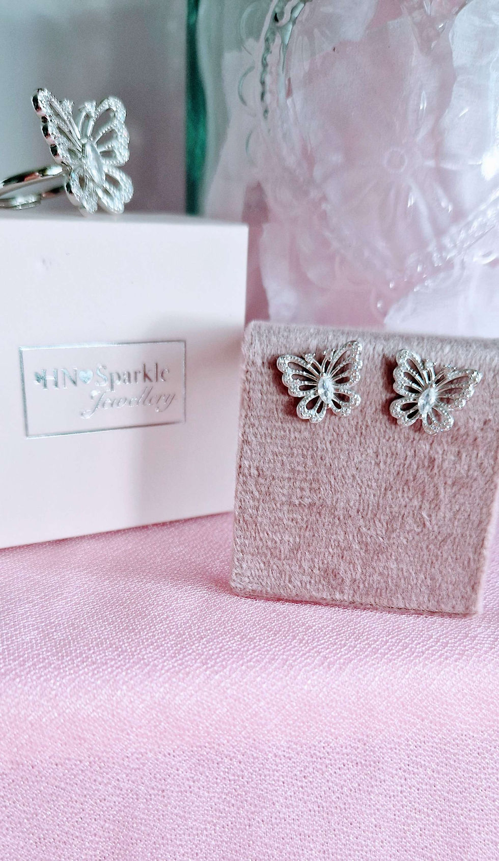Thumbnail: Adina butterfly stud earrings 
