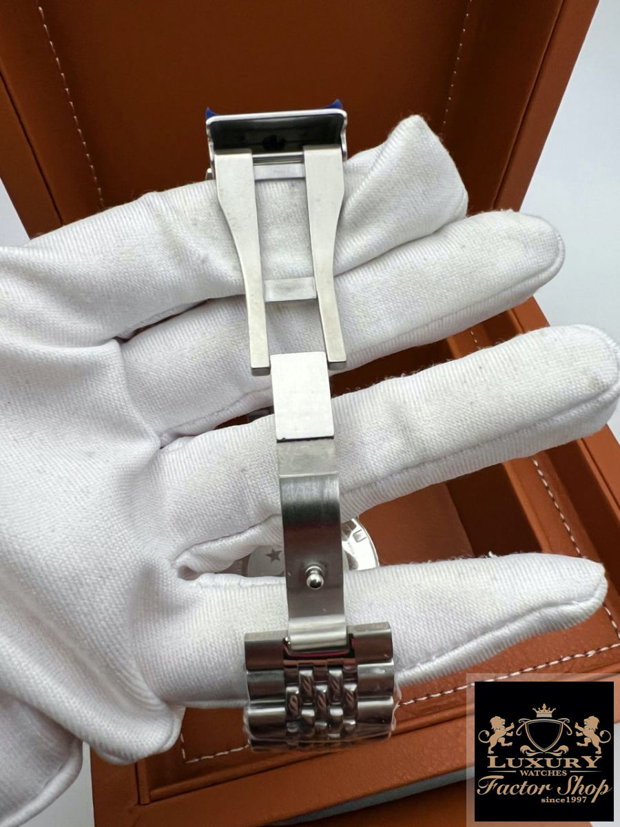 Миниатюра: Rado Captain Cook (код 818)