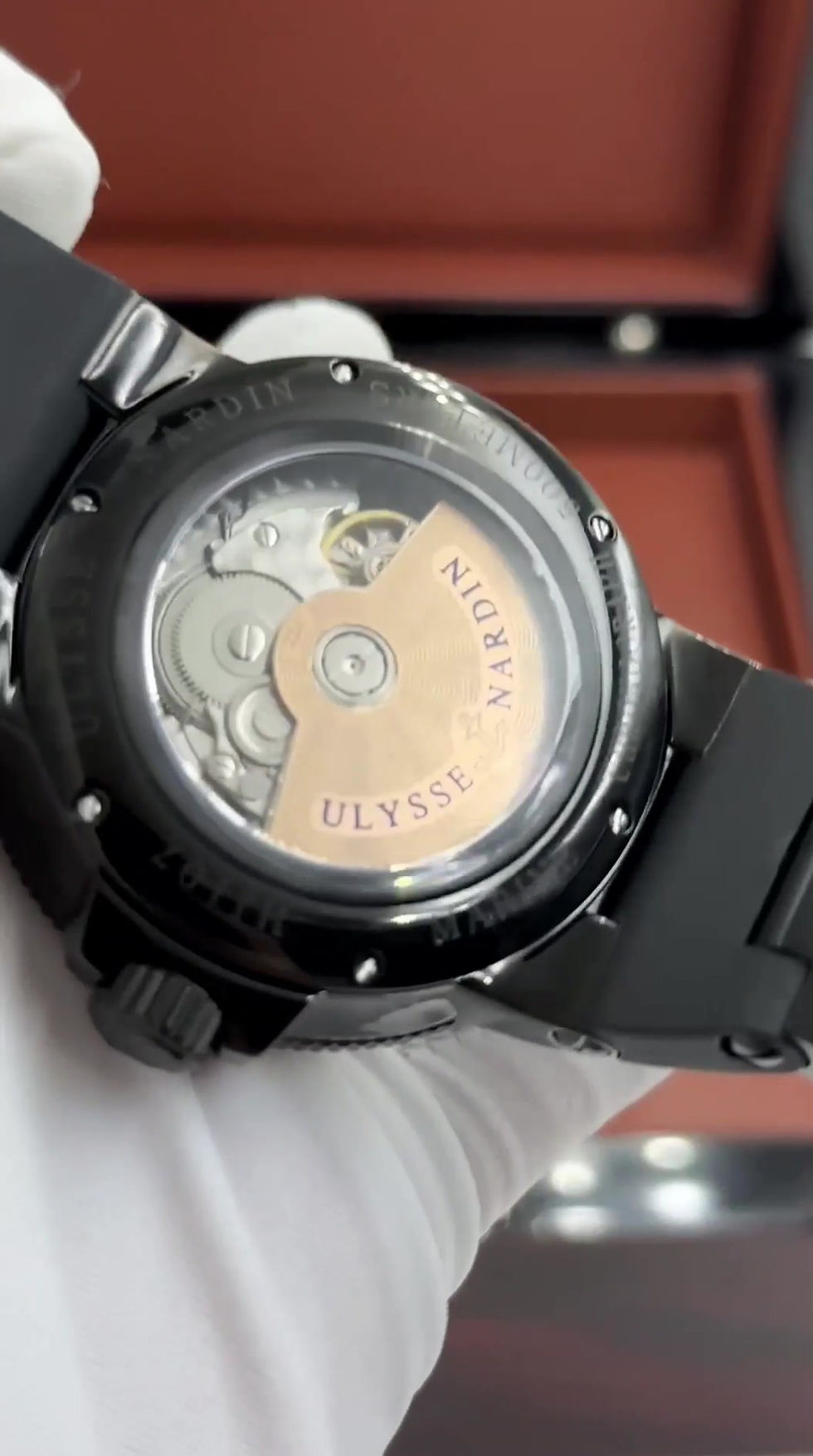 Миниатюра: Ulysse Nardin (код 243)