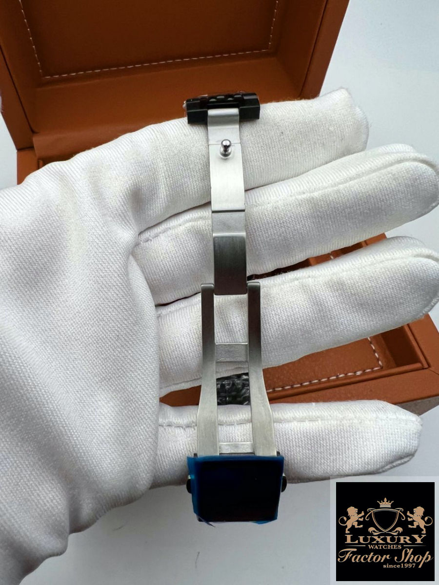 Миниатюра: Rado Captain Cook (код 823)