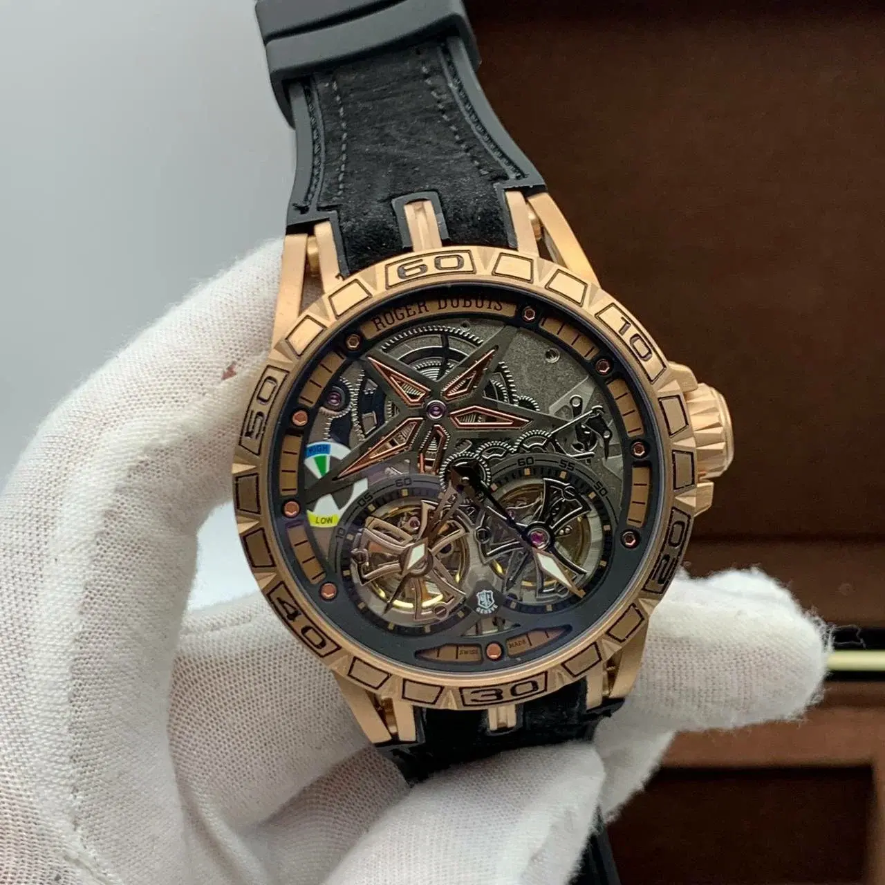 Roger Dubuis EasyDiver (код 016-04)
