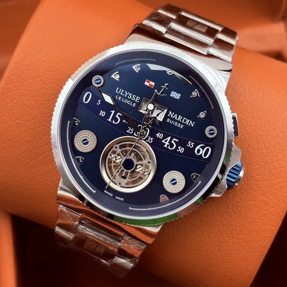 Ulysse Nardin: (код 100-11)