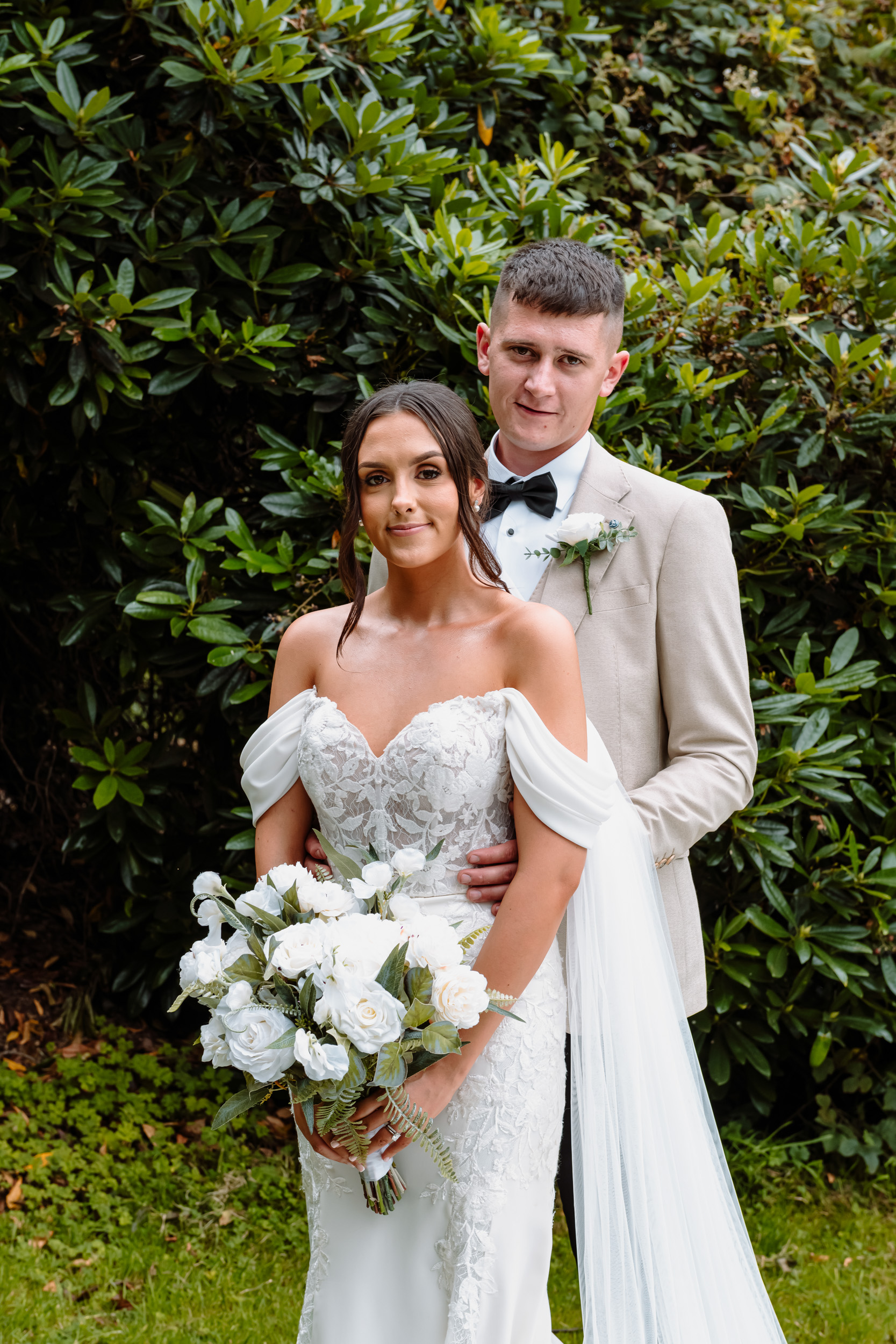 Katie & Dara_Previews_-40.JPG