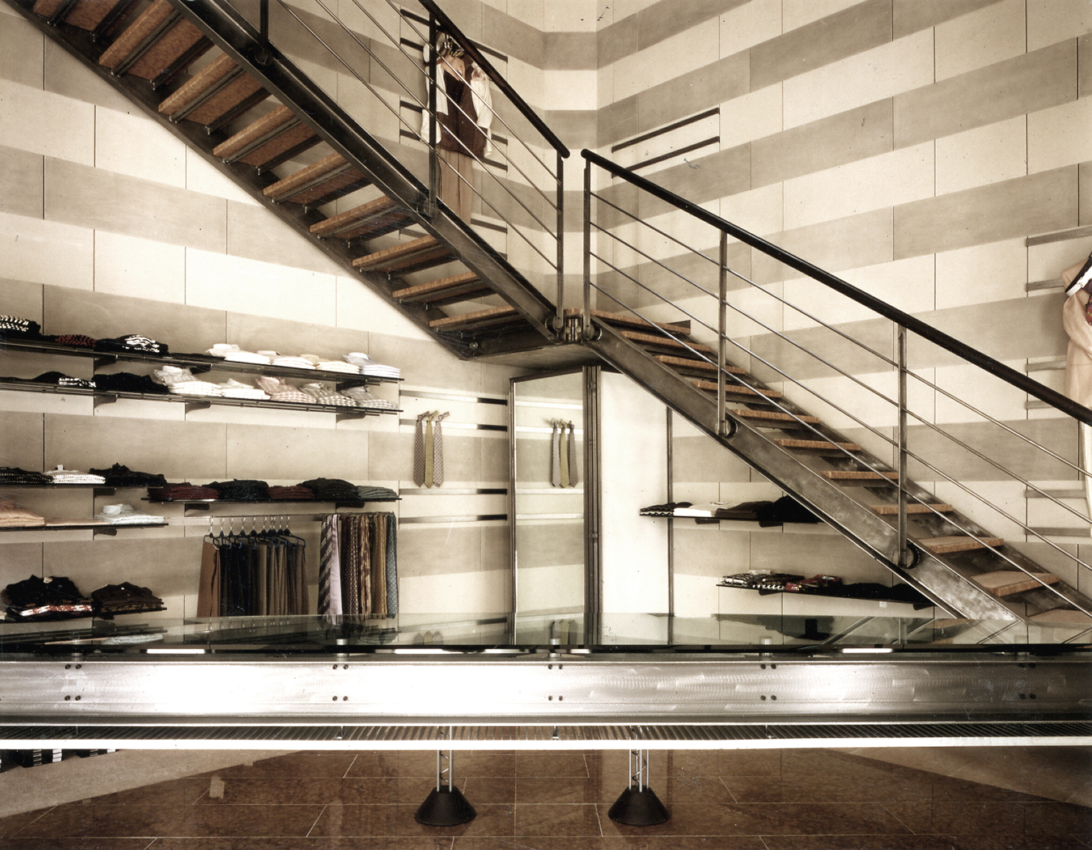 RETAIL - Versace Men's Store, Genova