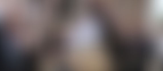 GEMEENSKAP NEEM AFSKEID VAN PARAMEDIKUS SE DOGTER