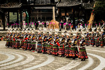 danse ronde des miao au village langde.jpg