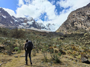 Filo sul Santa Cruz Trek, nella valle dell'Alpamayo. Perù 2026
