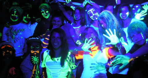 Hire the ultimate uv glow in the dark party experience! Covering the North West, Cheshire and Lancashire. Perfect for birthday parties and private events!
