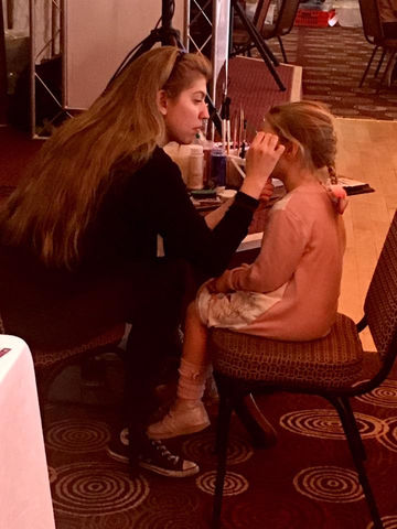 Hire one of our children’s dj and entertainers for your event. Perfect for birthday parties, christenings and communions covering all around the North West, Cheshire and Lancashire areas.