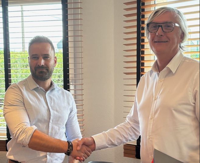 CD277 Photo cession.JPG