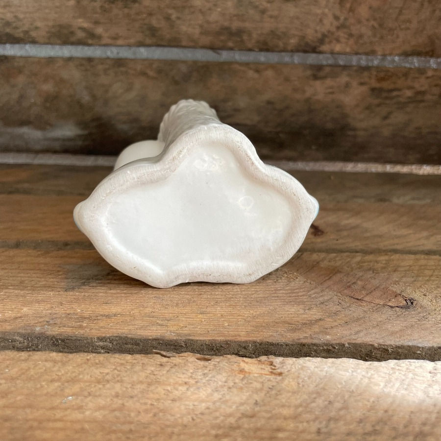 Miniature : Petit vase kitsch chiot