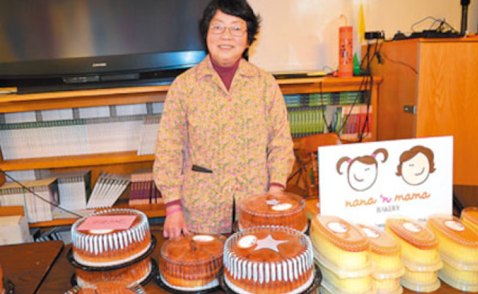 她為家鄉做蛋糕義賣