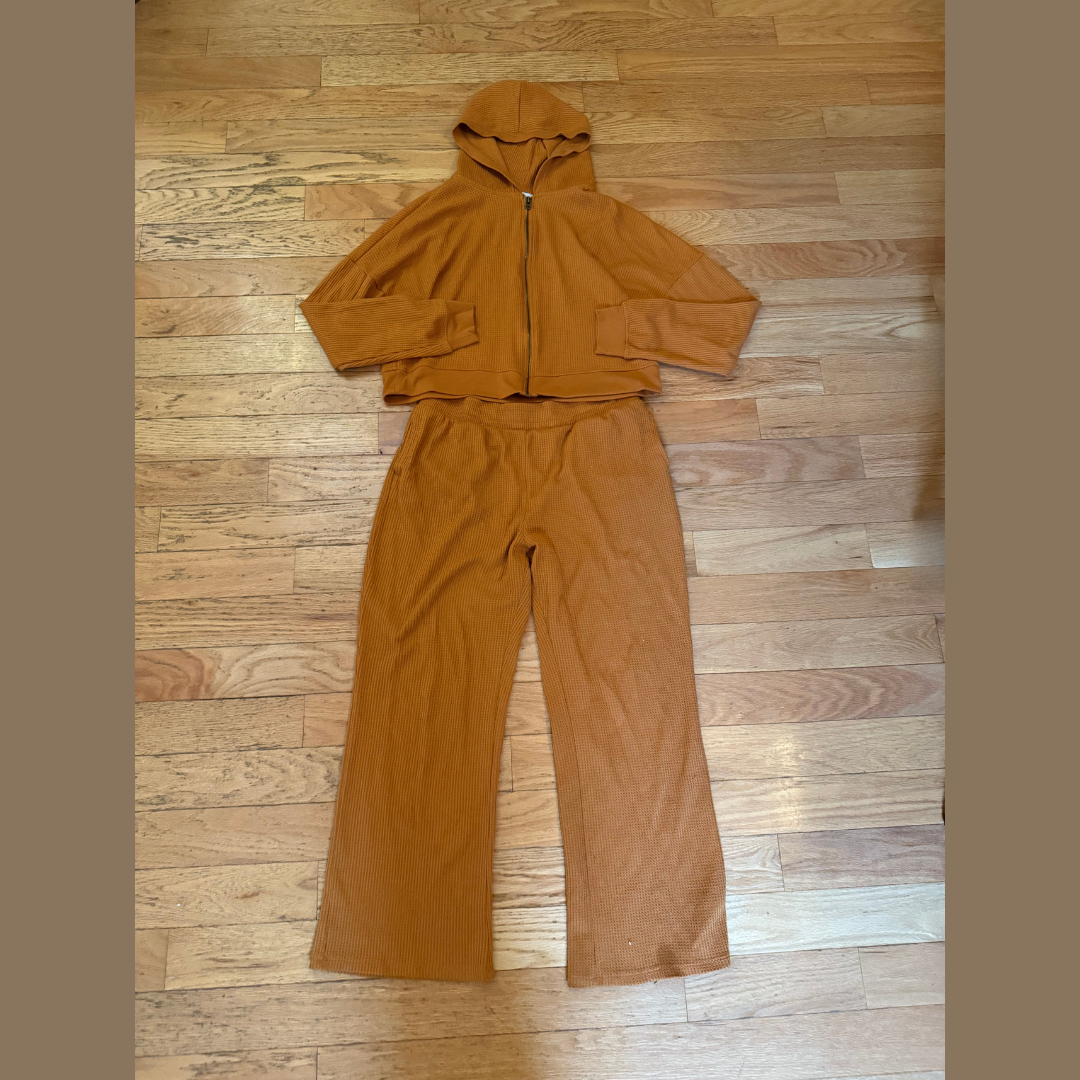 XL Mustard Yellow Outfit, Cropped Sweatshirt