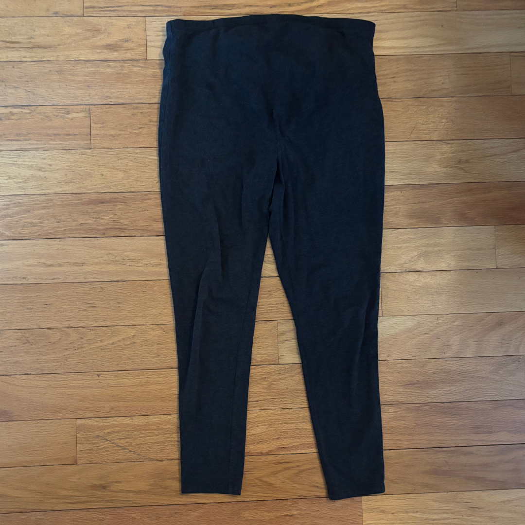 M Old Navy Dark Gray Maternity Leggings