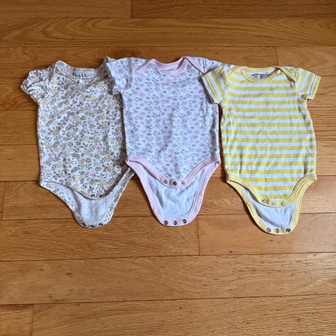 6-9M Short Sleeve Onesies