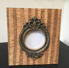 Cork Oval Frame