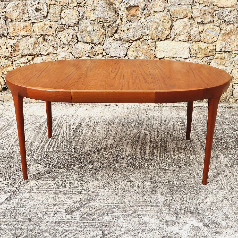 Miniature : Table à manger de Ib Kofod Larsen pour Faarup Mobelfabrik 1960