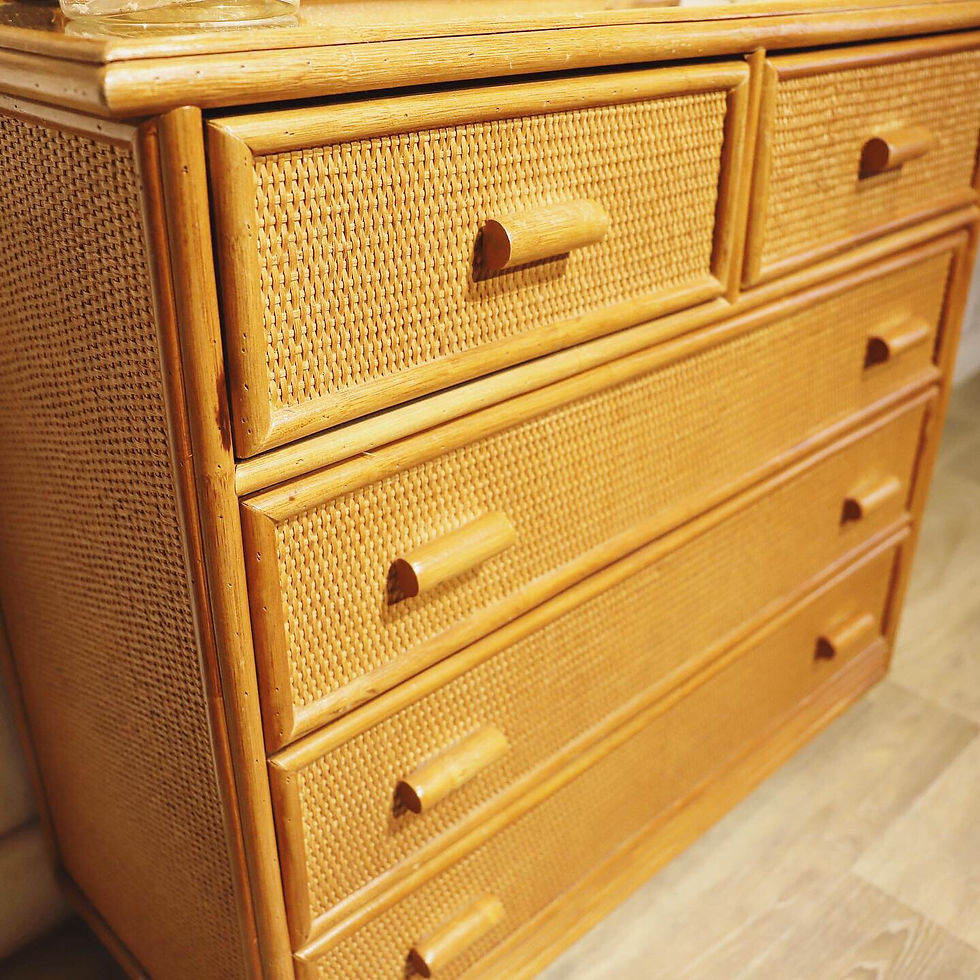 Miniature : Commode en rotin et son miroir 1960