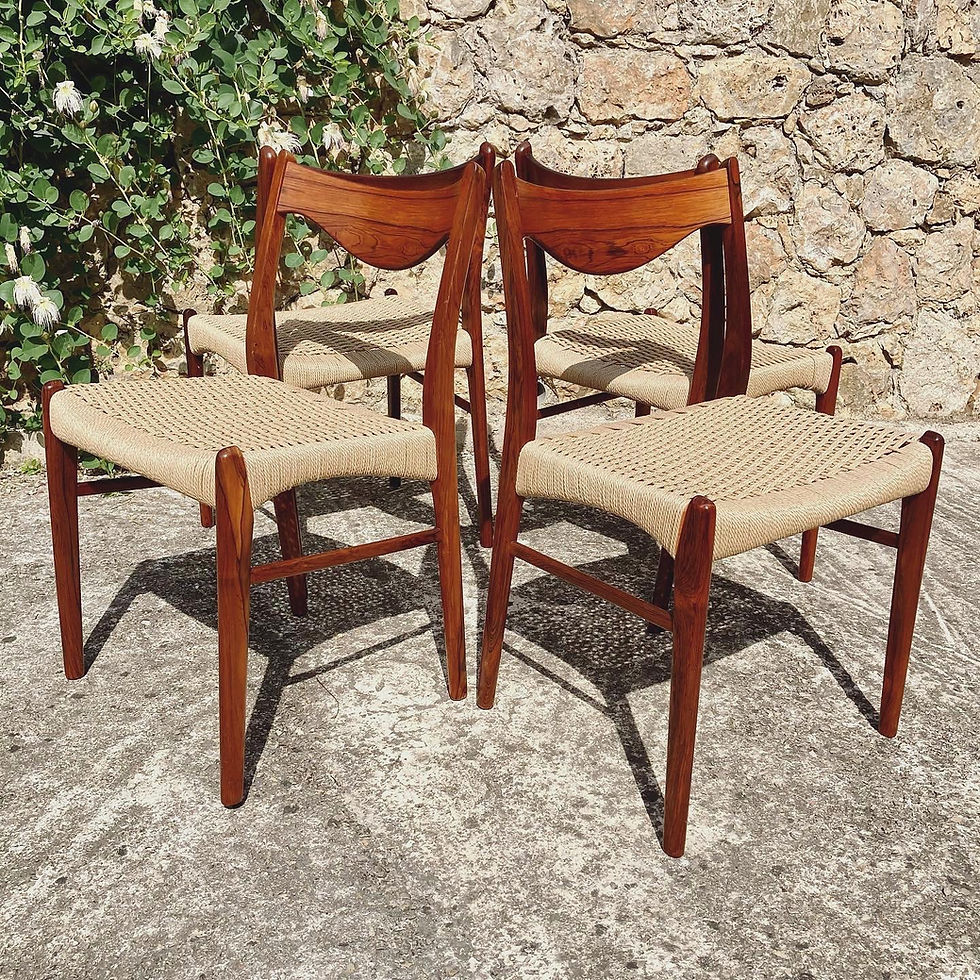 Miniature : 4 chaises en cordes et palissandre de Rio par Arne Wahl Iversen 1960
