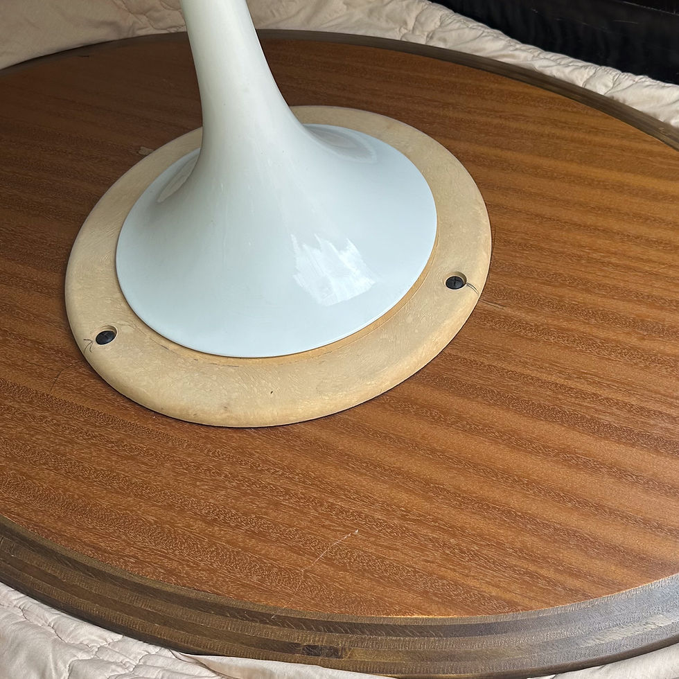 Miniature : Table à manger Tulip par Eero Saarinen pour Knoll International 1960