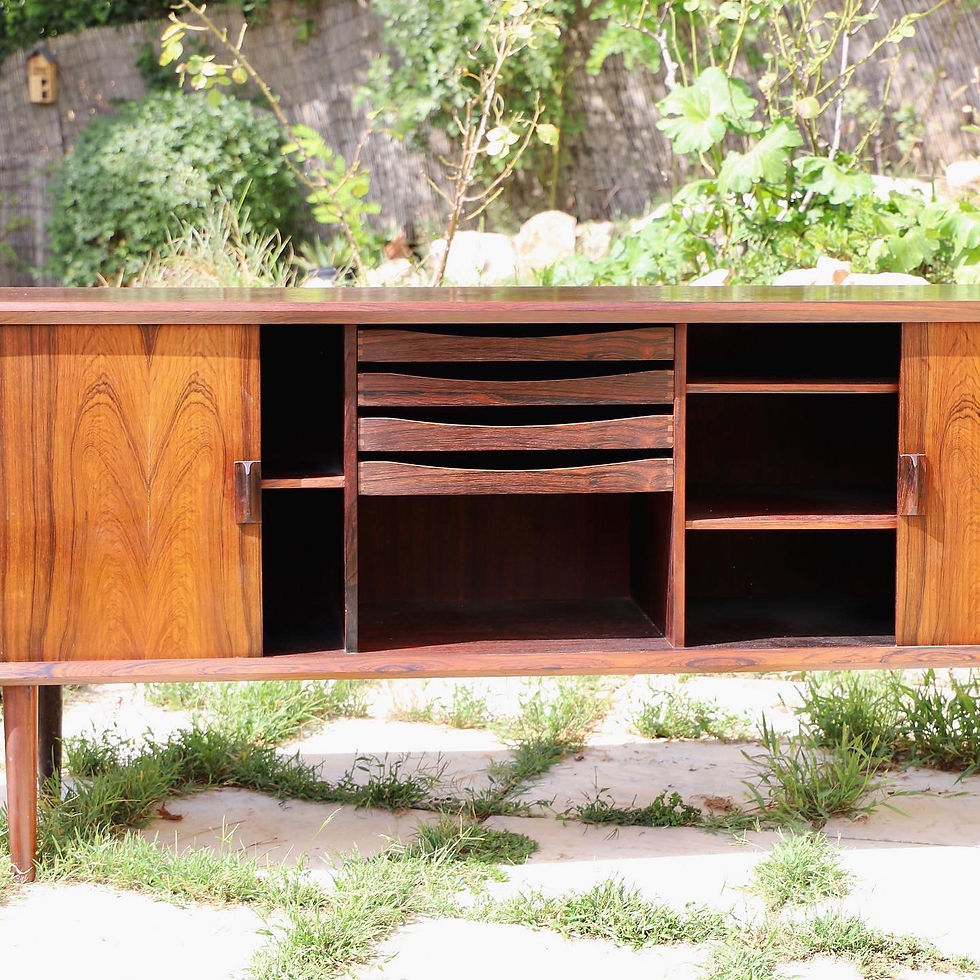 Miniature : Enfilade en palissandre  par Svend Aage Larsen pour Faarup Mobelfabrik 1960