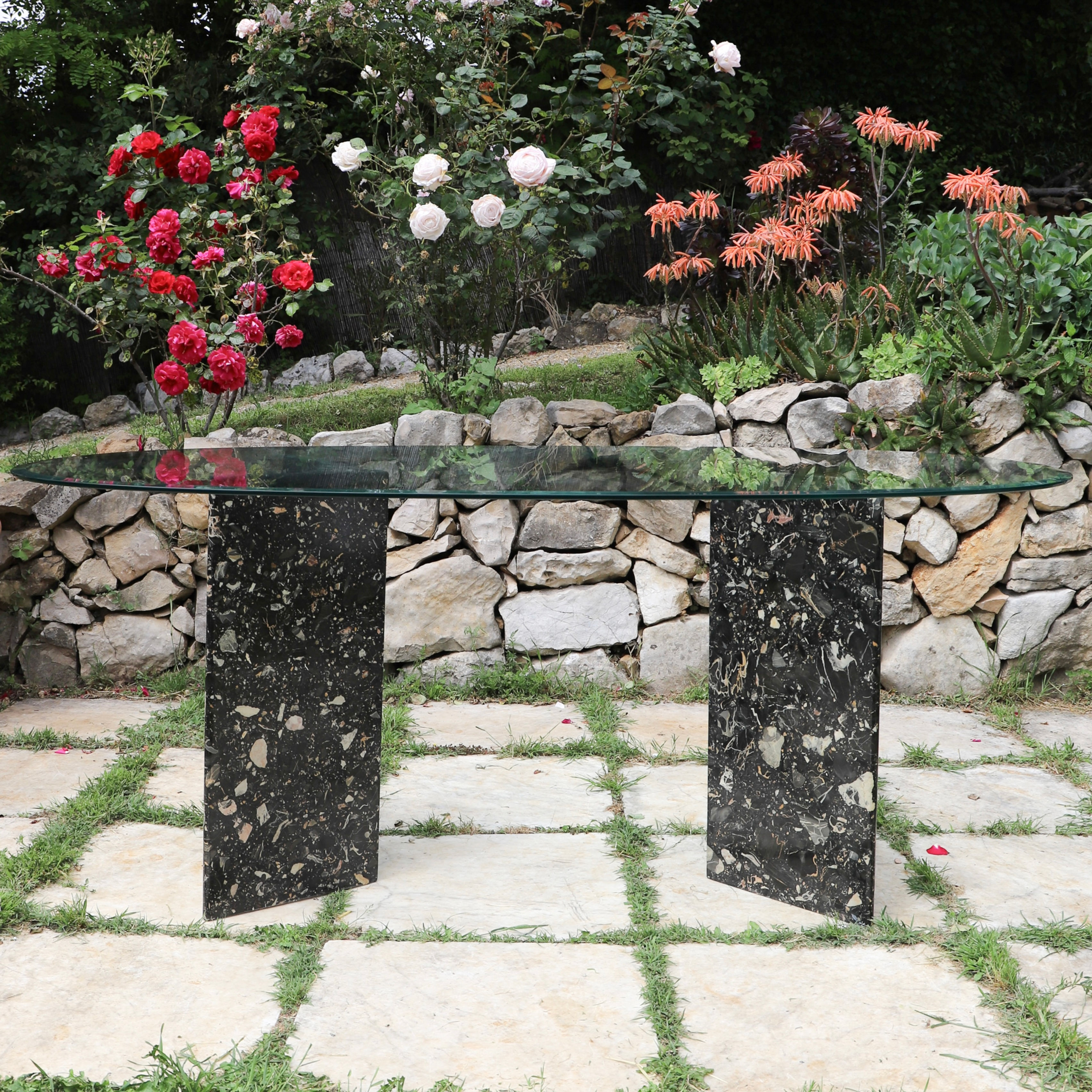 Table à manger en marbre terrazzo et verre 1970