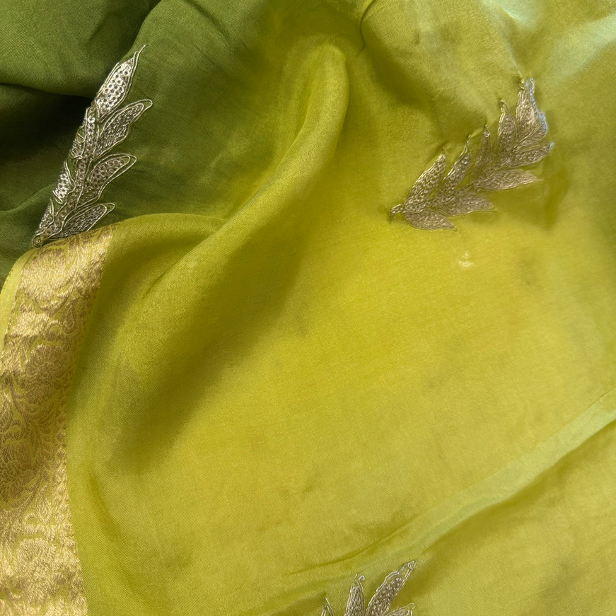 Green Ombre HO Silk Saree Detailing