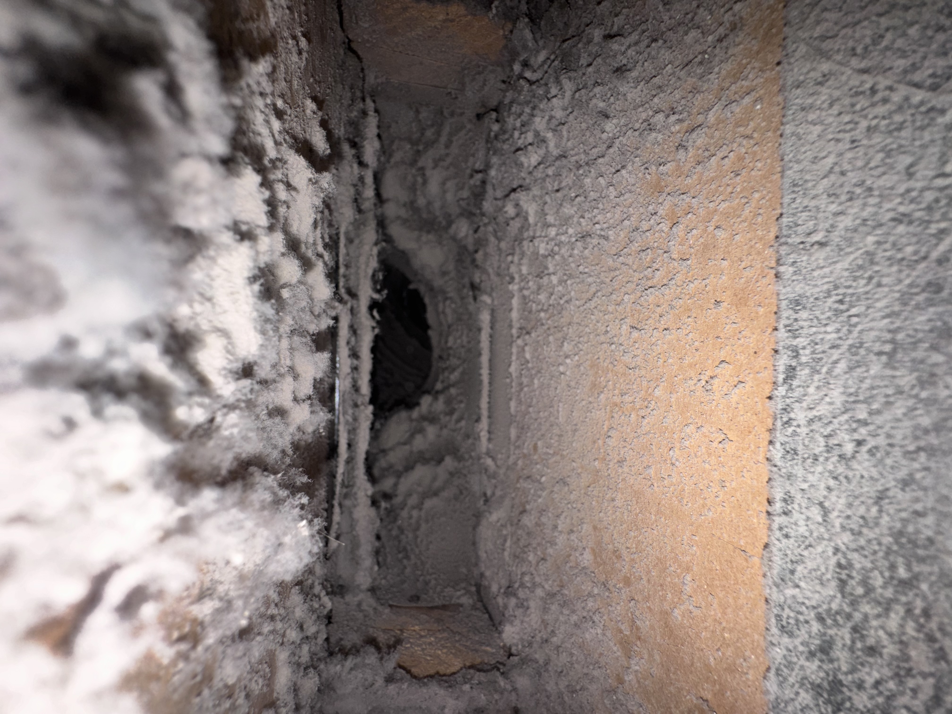 Mid-service — second pass extraction on severely clogged Powell Ohio duct system
