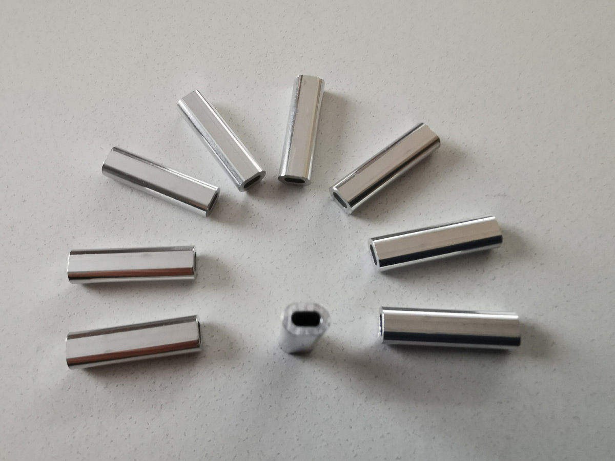 Lange Aluminium-Quetsch-Hülsen (25 Stück)