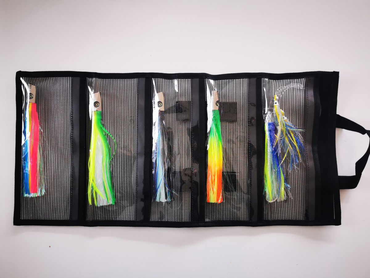 5er Lures Tasche – für Lures inklusive Vorfach & Haken
