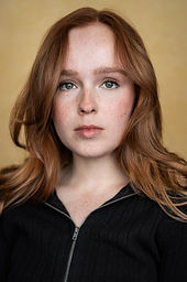 Taylor Hadsell Headshot 2.jpg