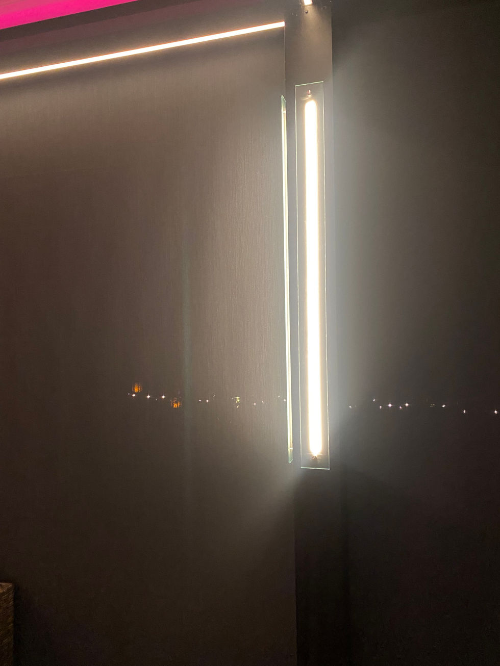 2 post lights night