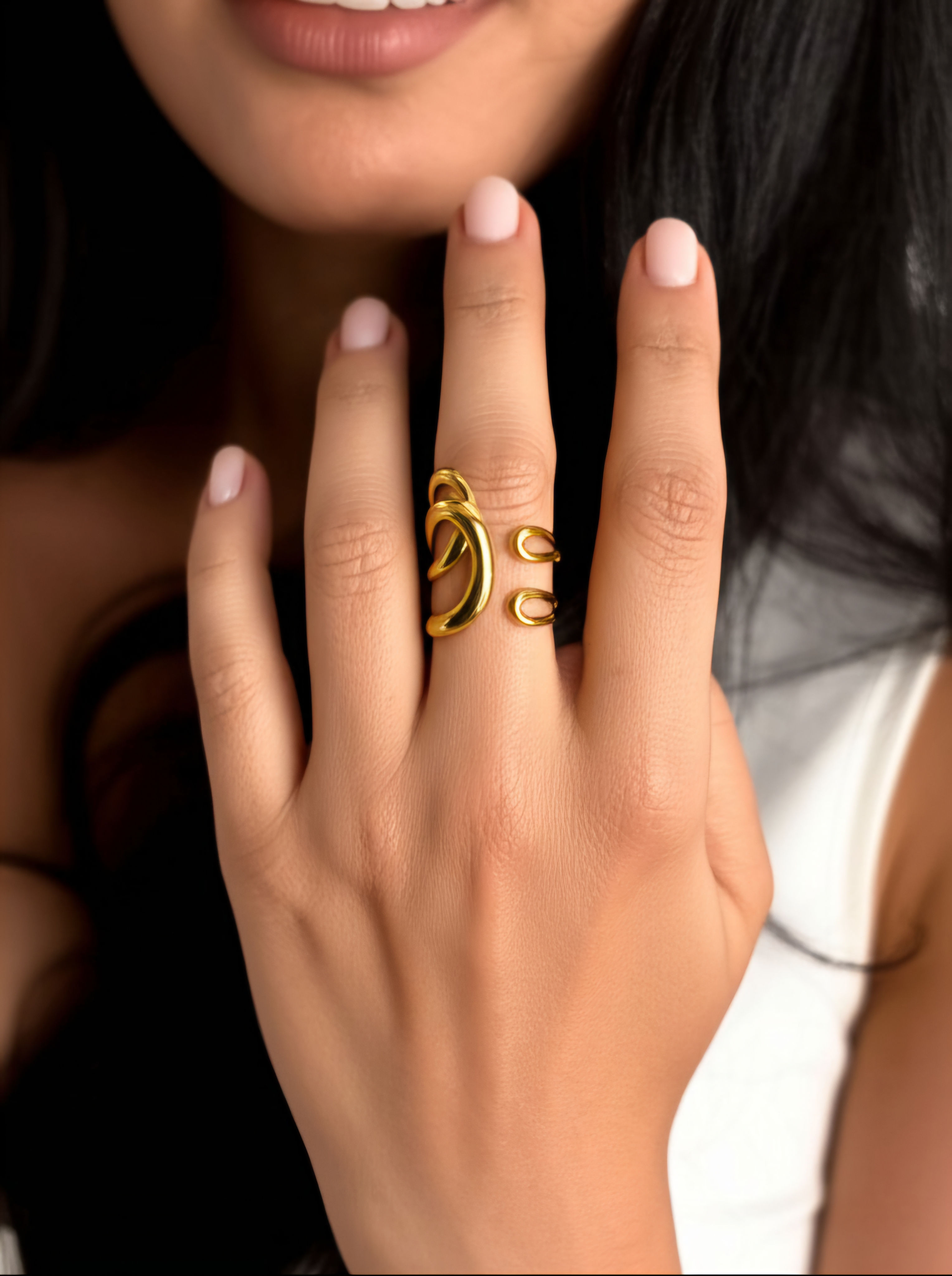 Asimetric prsten trio