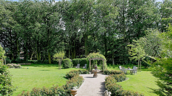 Vita Huset I Garsnas B B