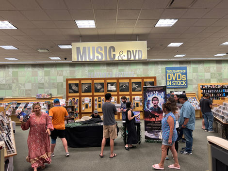 A Heartfelt Thank You: IYANWA Book Signing Success at Barnes & Noble!