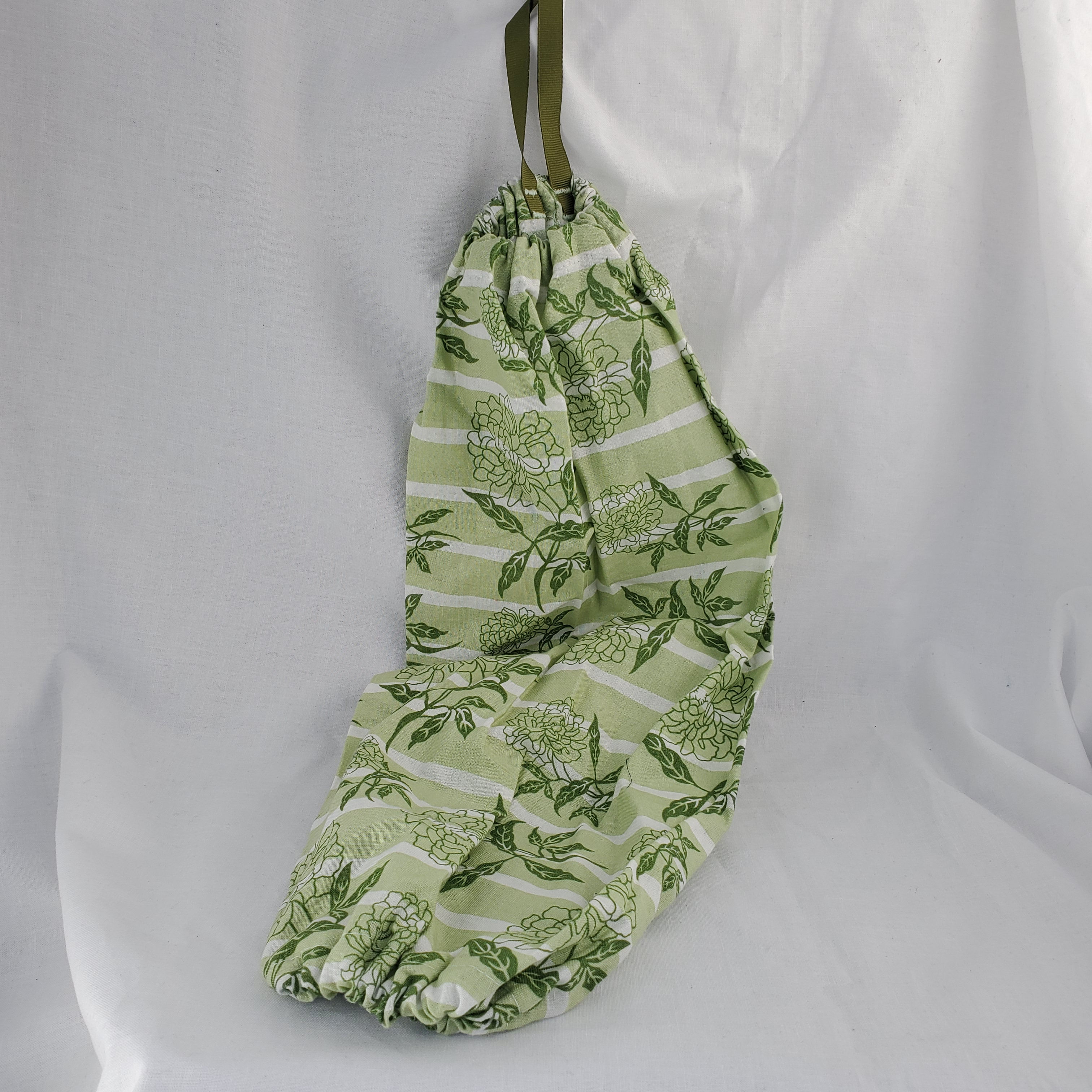 Green Flower Grocery Bag Holder