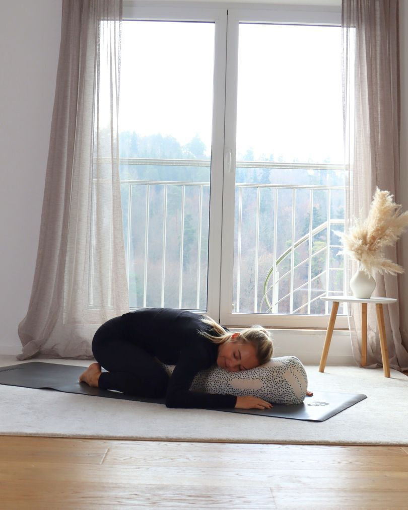 Yoga fürs Immunsystem Monkey Yoga Lisa Kind Balasana Yin Yoga