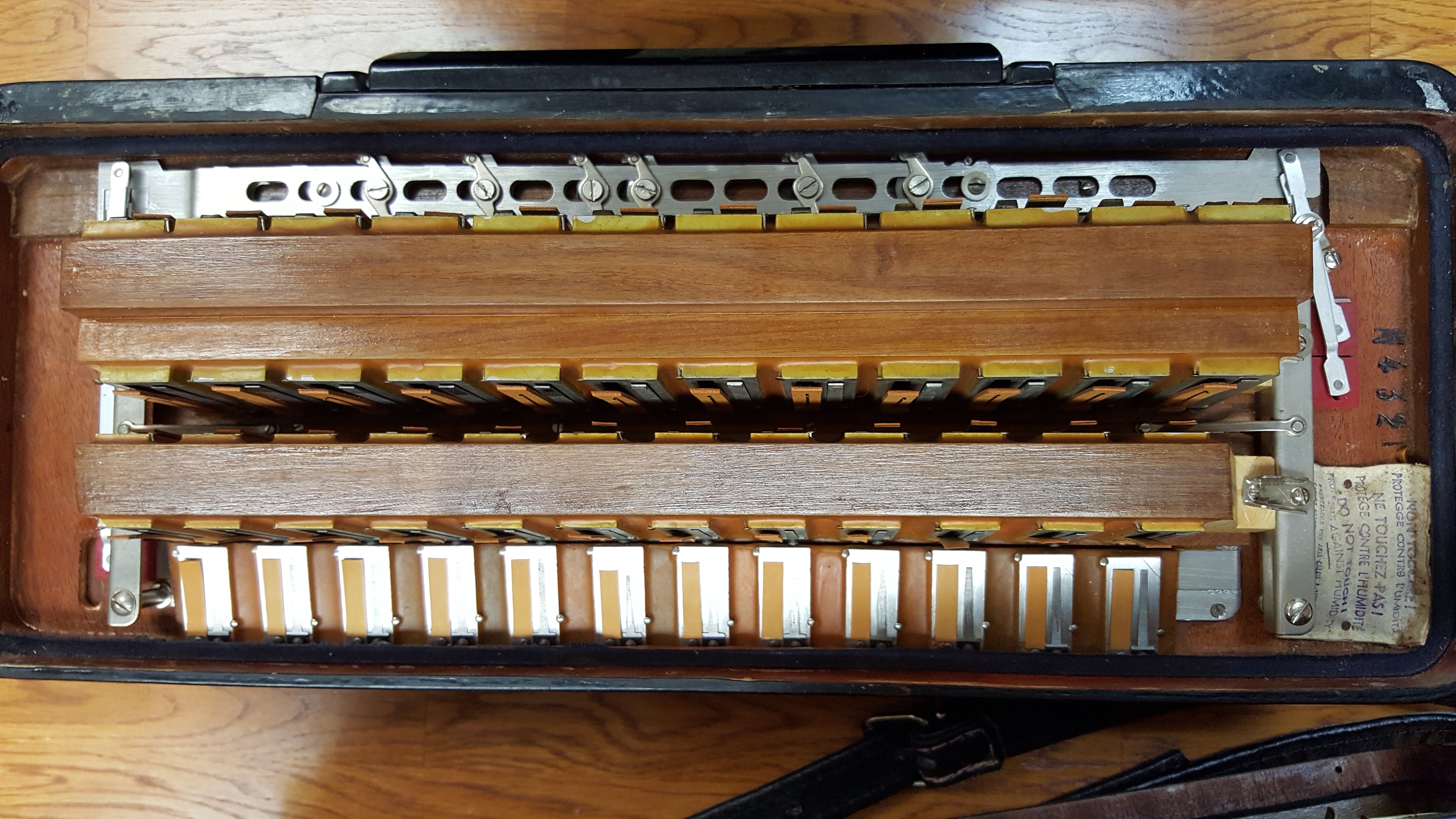 Accordion Tuning & Repair Florida Accordions by De Vincenzo