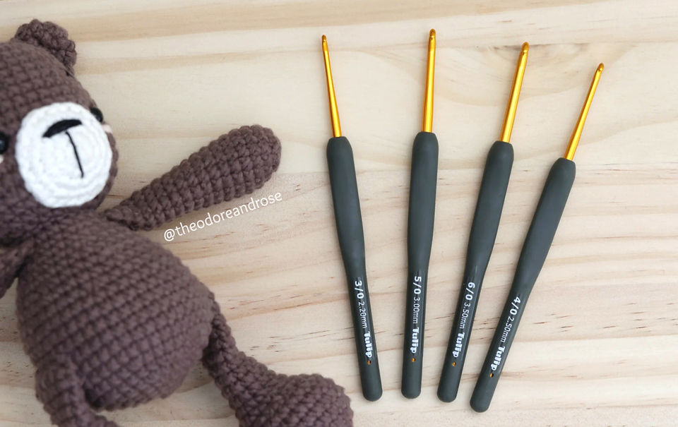 Amigurumi For Beginners crochet hooks