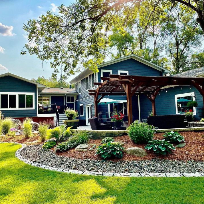 outdoor borders in front yard landscape